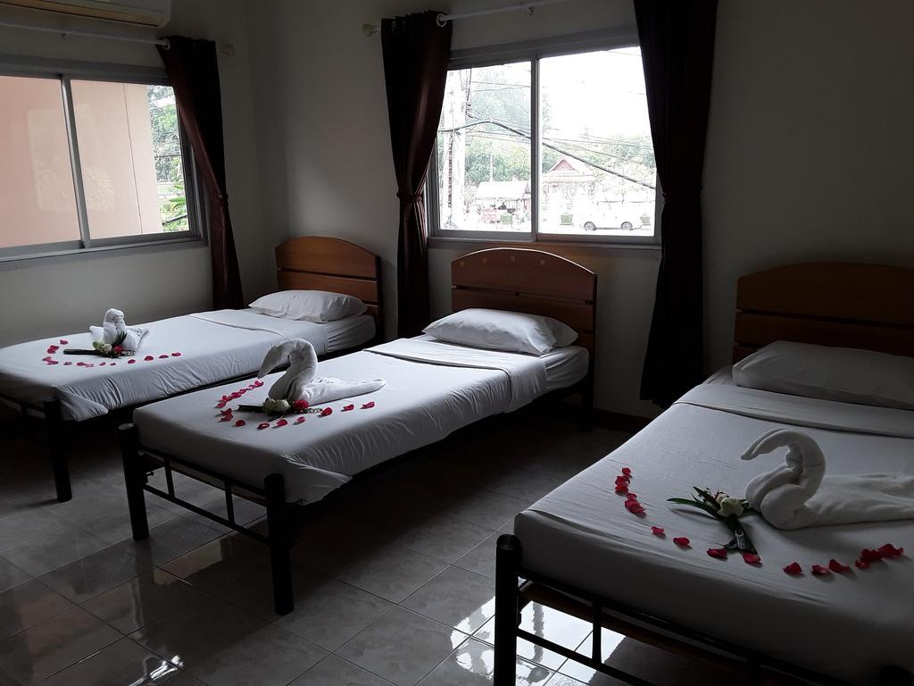 Vitoonguesthouse2Fanrooms & Aircondition Sukhothai Eksteriør bilde