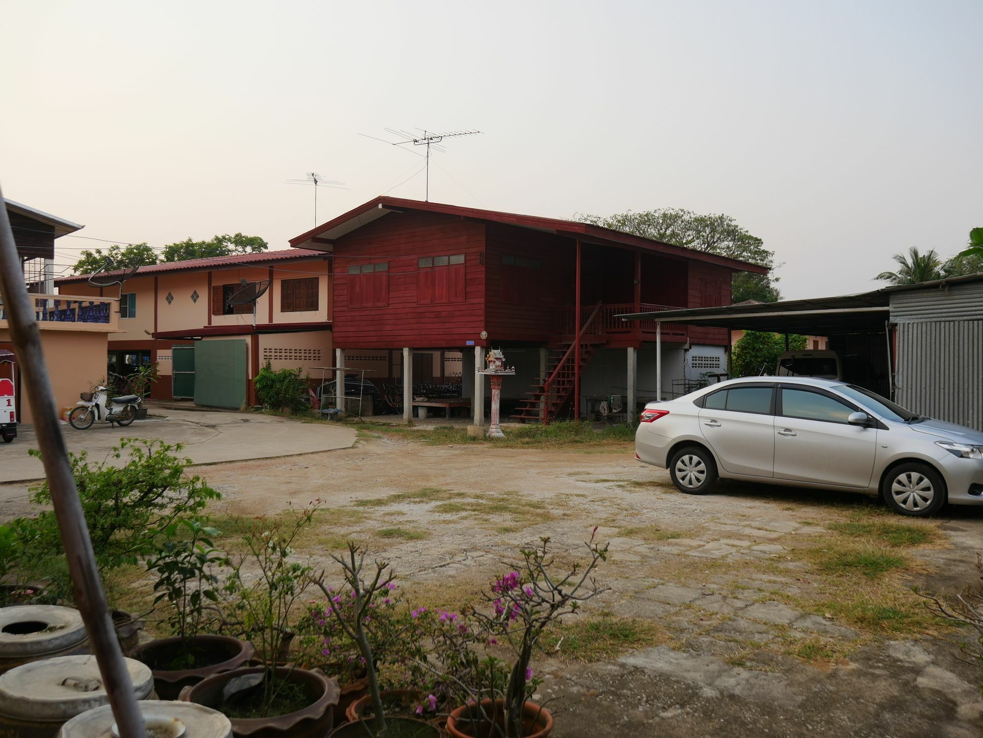 Vitoonguesthouse2Fanrooms & Aircondition Sukhothai Eksteriør bilde